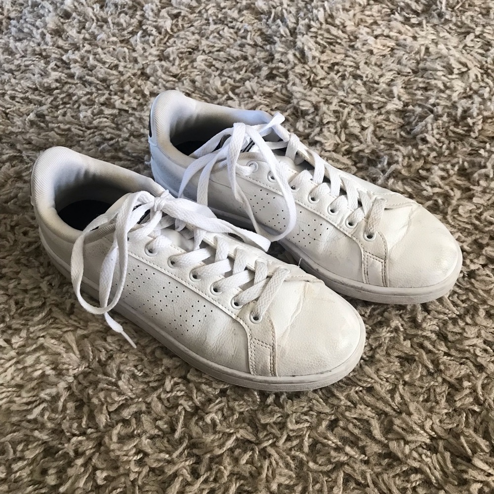 Adidas cloud foam sneaker